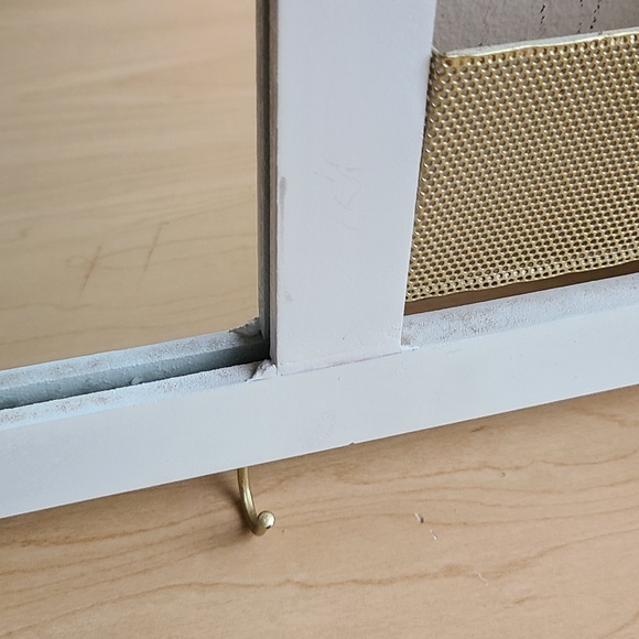 Nicole Miller Contemprary Wall Jewelry Organizer Home Decor - Picture 8 of 14